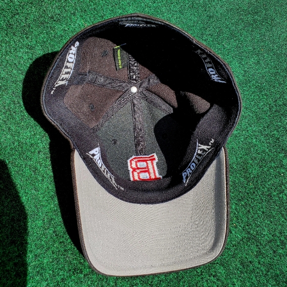 Boston Red Sox MLB Proflex Hat Cap Adult Size M/L Flex Fit Black/Red - Picture 4 of 8